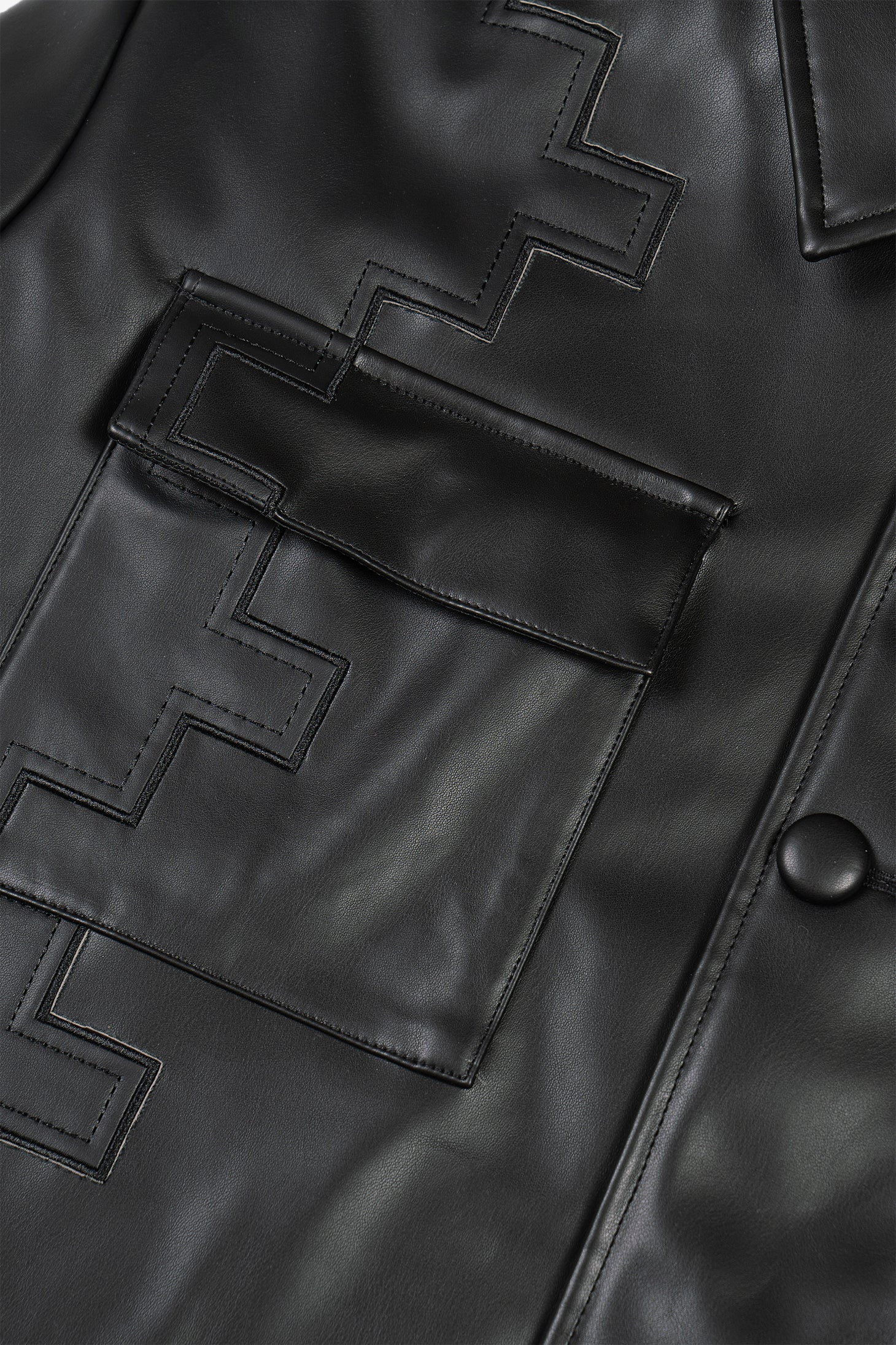 Noble And Fresh Zigzag Leather Coat - Black
