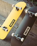 Globe Goodstock – Neon Yellow 7.75"